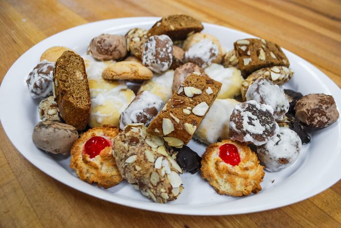 Buy Assorted Sicilian Cookies, 1 lb. box Online | Mercato