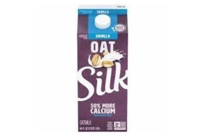 Buy SILK OAT MILK VANILLA 64 OZ Online | Mercato