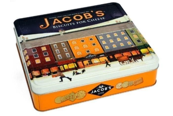 Buy Jacob's biscuits for cheese 300g tin Online | Mercato