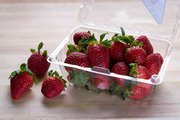 buy-quart-strawberries-online-mercato