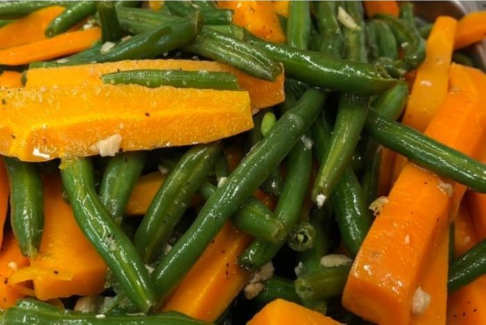 Buy Sauteed String Beans & Carrots Online | Mercato