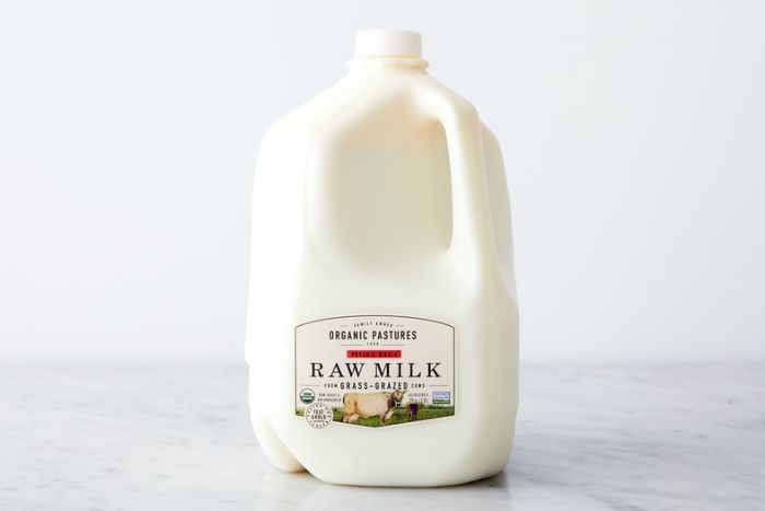 Buy Organic Pastures Whole Raw Milk - 1 Gallon Online | Mercato