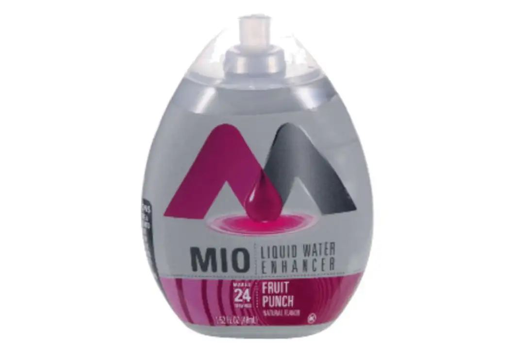 Order Mio Liquid Water Enhancer, Fruit Punch - 1.62 Ounces food online from Holiday farms store, Roslyn Heights on bringmethat.com