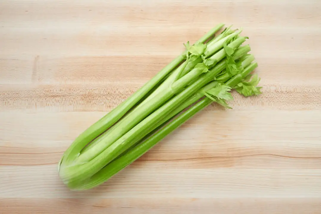 Order Bunch Celery food online from Fligner Market store, Lorain on bringmethat.com