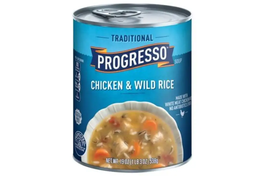 Order Progresso Soup, Chicken Noodle, Traditional - 19 Ounces food online from Holiday farms store, Roslyn Heights on bringmethat.com