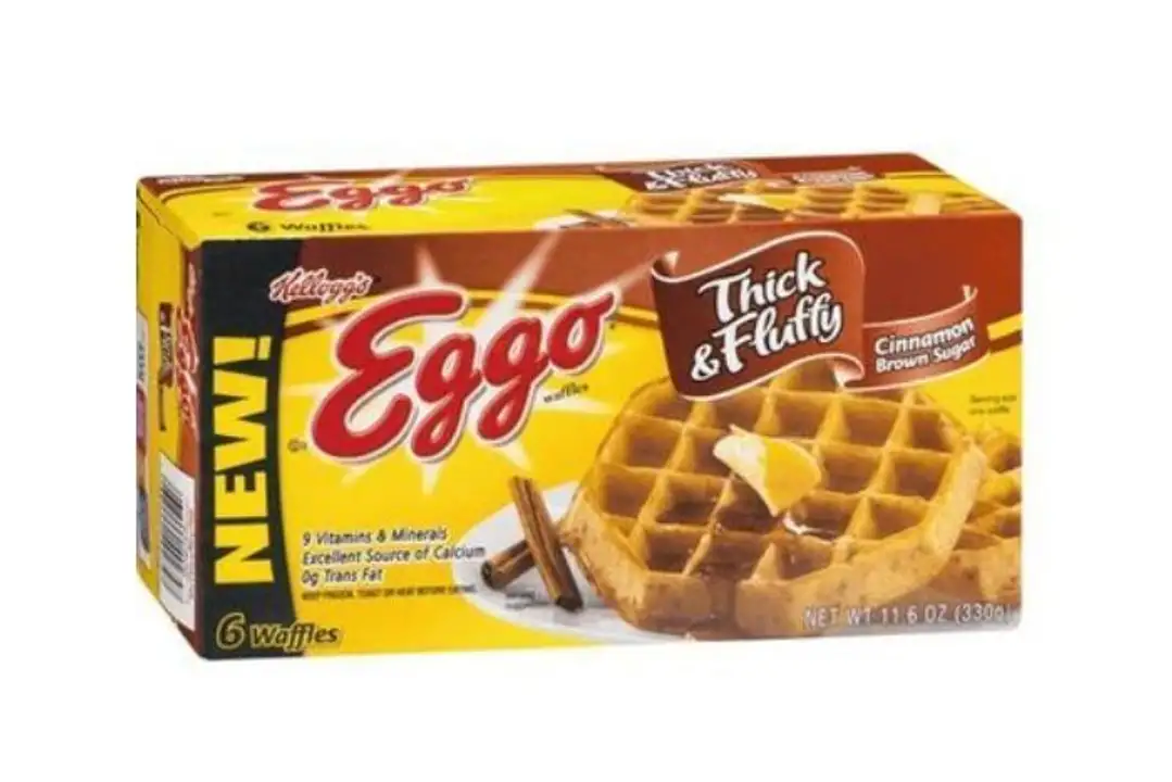 Order Eggo Thick & Fluffy Waffles, Cinnamon Brown Sugar - 11.6 Ounces food online from Holiday farms store, Roslyn Heights on bringmethat.com