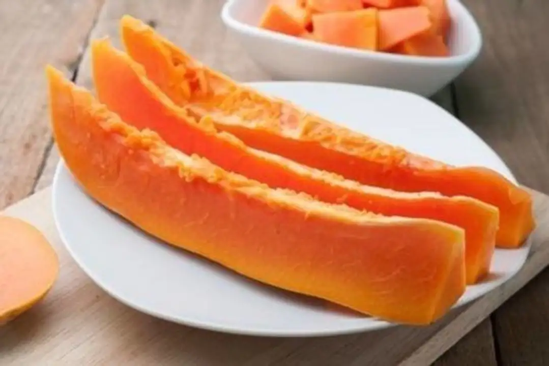 Order Sliced Papaya food online from Holiday farms store, Roslyn Heights on bringmethat.com