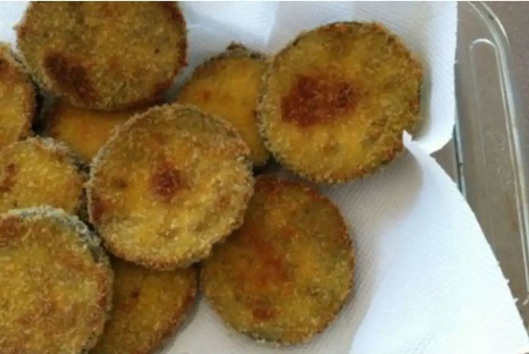 Order Fried Eggplant food online from Meats Supreme store, Brooklyn on bringmethat.com