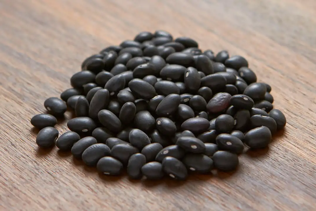 Order Bulk Organic Black Beans food online from Whole Foods Co-Op Denfeld store, Duluth on bringmethat.com