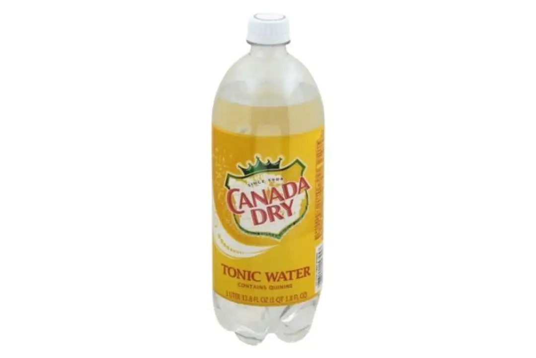 Order Canada Dry Tonic Water - 33.8 Ounces food online from Holiday farms store, Roslyn Heights on bringmethat.com