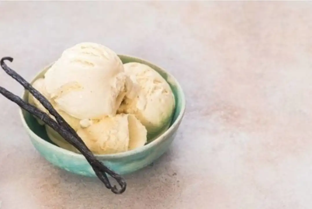 Order Love Creamery Cinnamon Ice Cream food online from Whole Foods Co-Op Denfeld store, Duluth on bringmethat.com