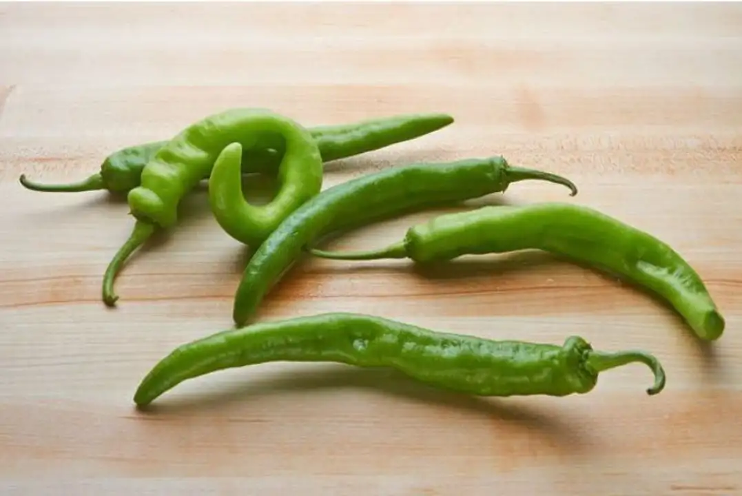 Order Long Hot Peppers food online from Meats Supreme store, Brooklyn on bringmethat.com