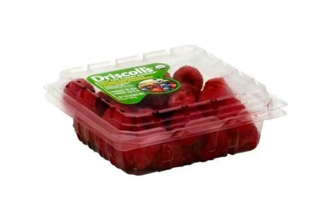 Order Driscolls Raspberries, Organic - 6 Ounces food online from Holiday farms store, Roslyn Heights on bringmethat.com