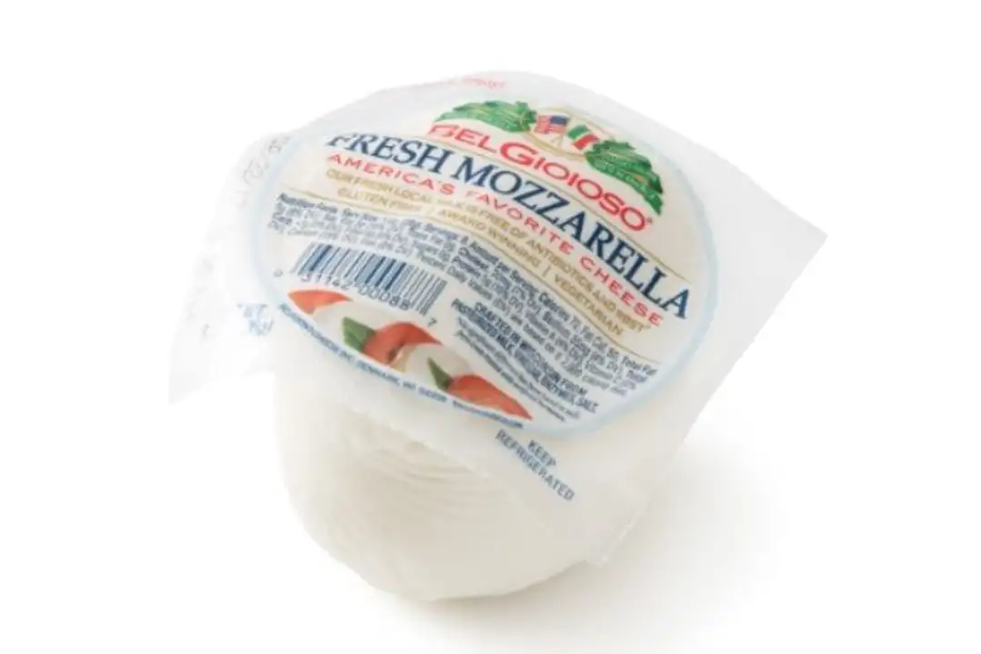 Order BelGioioso Cheese, Fresh Mozzarella - 8 Ounces food online from Holiday farms store, Roslyn Heights on bringmethat.com
