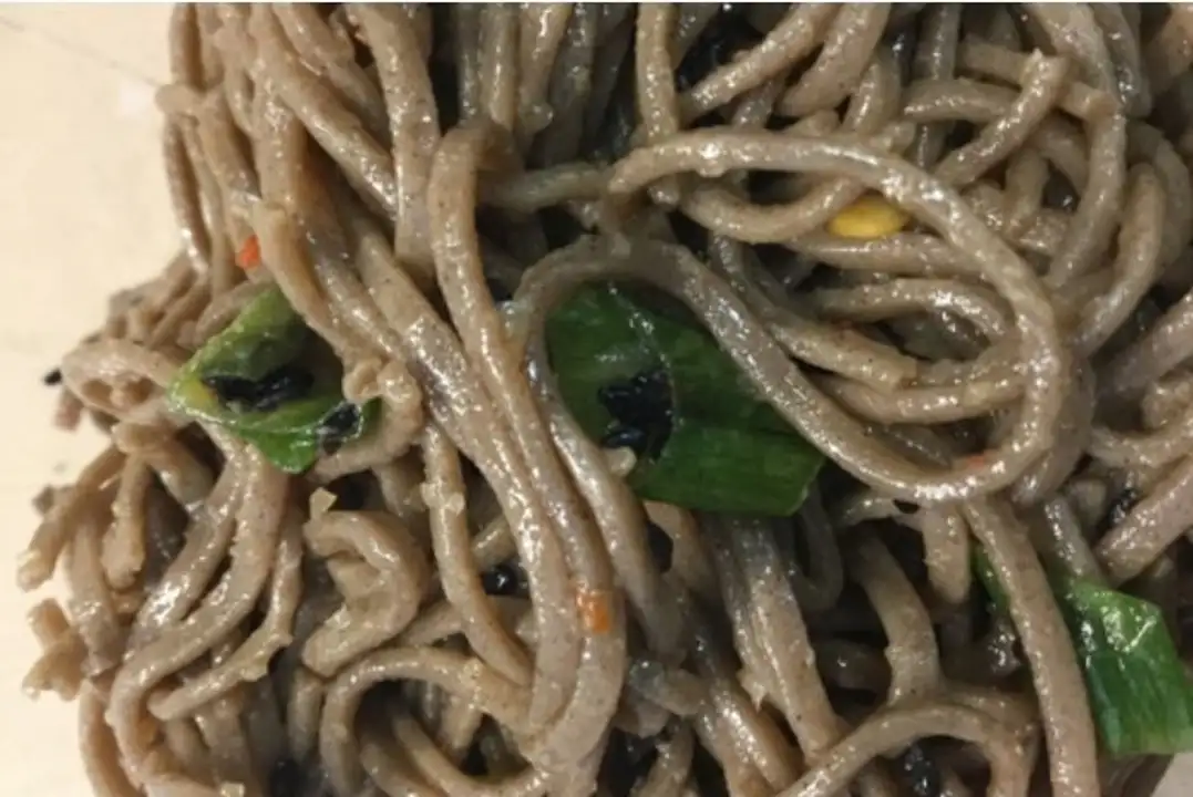 Order WFC Deli Spicy Soba Noodles food online from Whole Foods Co-Op Denfeld store, Duluth on bringmethat.com