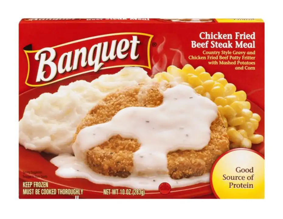 Order Banquet Country Fried Beef Patty Meal - 10 Ounces food online from Fligner Market store, Lorain on bringmethat.com