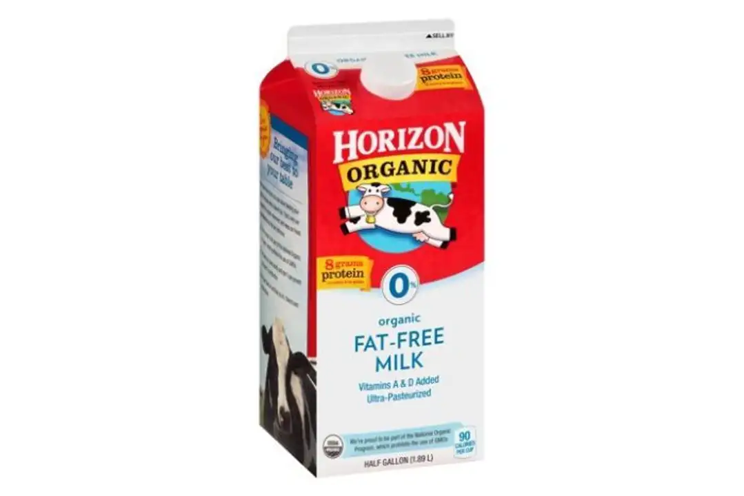 Order Horizon Organic Milk, Organic, Fat-Free, 0% - 64 Ounces food online from Holiday farms store, Roslyn Heights on bringmethat.com
