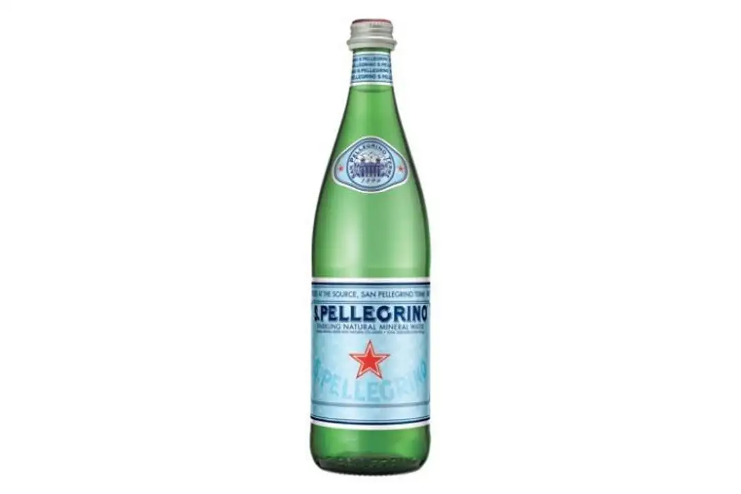 Order San Pellegrino Sparkling Water, Natural Mineral - 25.3 Ounces food online from Holiday farms store, Roslyn Heights on bringmethat.com