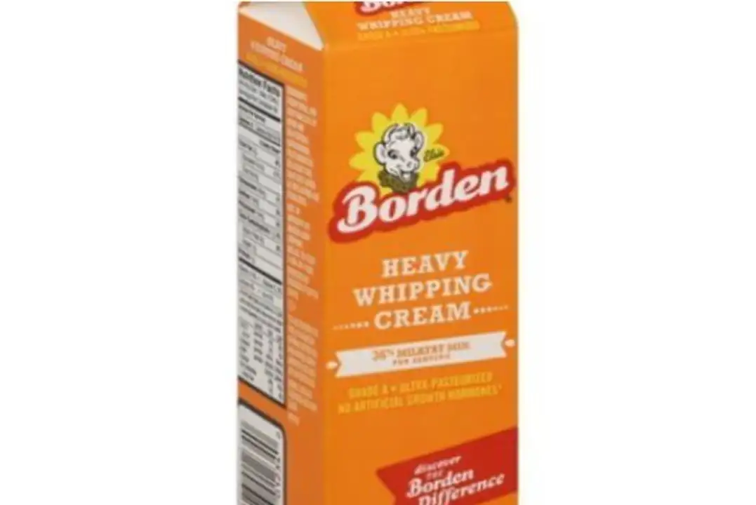 Order Borden Whipping Cream, Heavy - 32 Ounces food online from Fligner Market store, Lorain on bringmethat.com