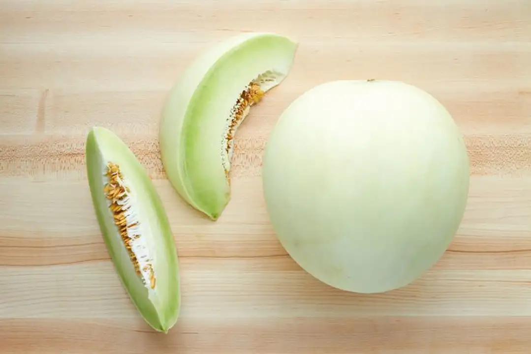 Order White Honeydew Melon food online from Meats Supreme store, Brooklyn on bringmethat.com
