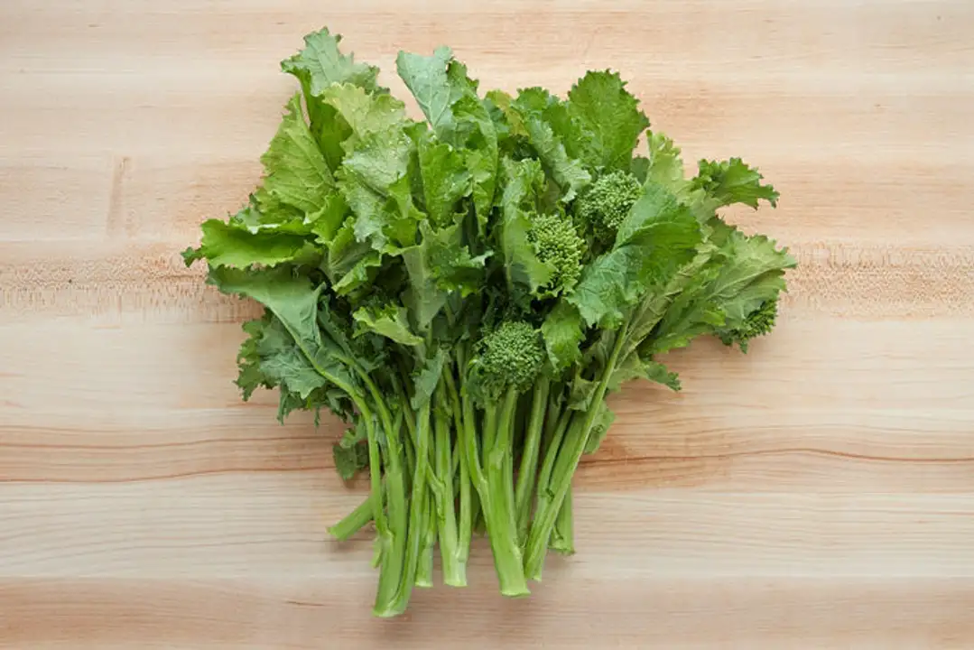 Order Broccoli Rabe food online from Meats Supreme store, Brooklyn on bringmethat.com