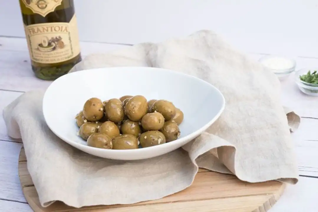Order Italian Mixed Olives food online from Meats Supreme store, Brooklyn on bringmethat.com