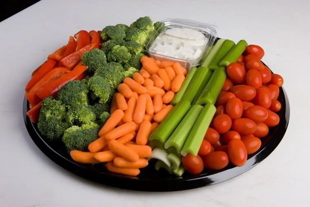 Order Vegetable Tray - Small food online from Fligner Market store, Lorain on bringmethat.com