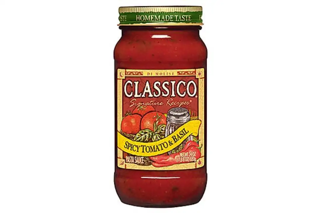 Order Classico Pasta Sauce, Tomato & Basil - 26 Ounces food online from Holiday farms store, Roslyn Heights on bringmethat.com