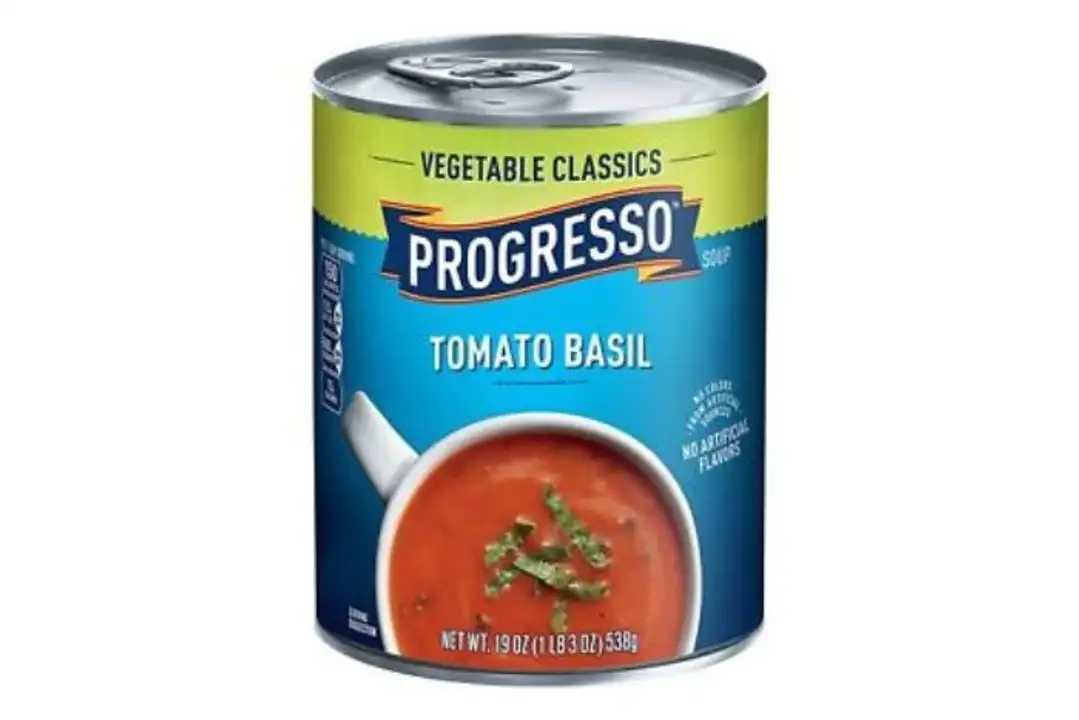 Order Progresso Vegetable Classics Soup, Tomato Basil - 19 Ounces food online from Fligner Market store, Lorain on bringmethat.com