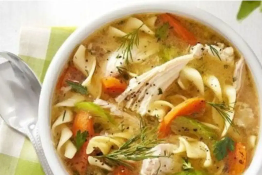 Order Chicken Noodle Soup - 22 Ounces food online from Fligner Market store, Lorain on bringmethat.com