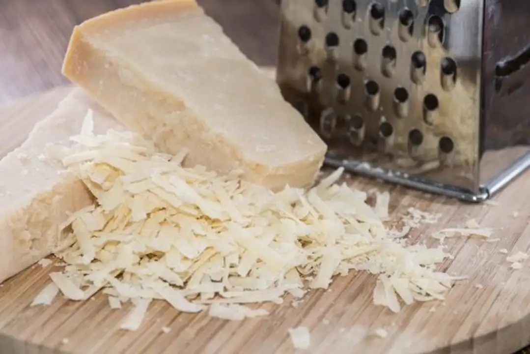 Order Imported Shaved Parmigiano food online from Meats Supreme store, Brooklyn on bringmethat.com