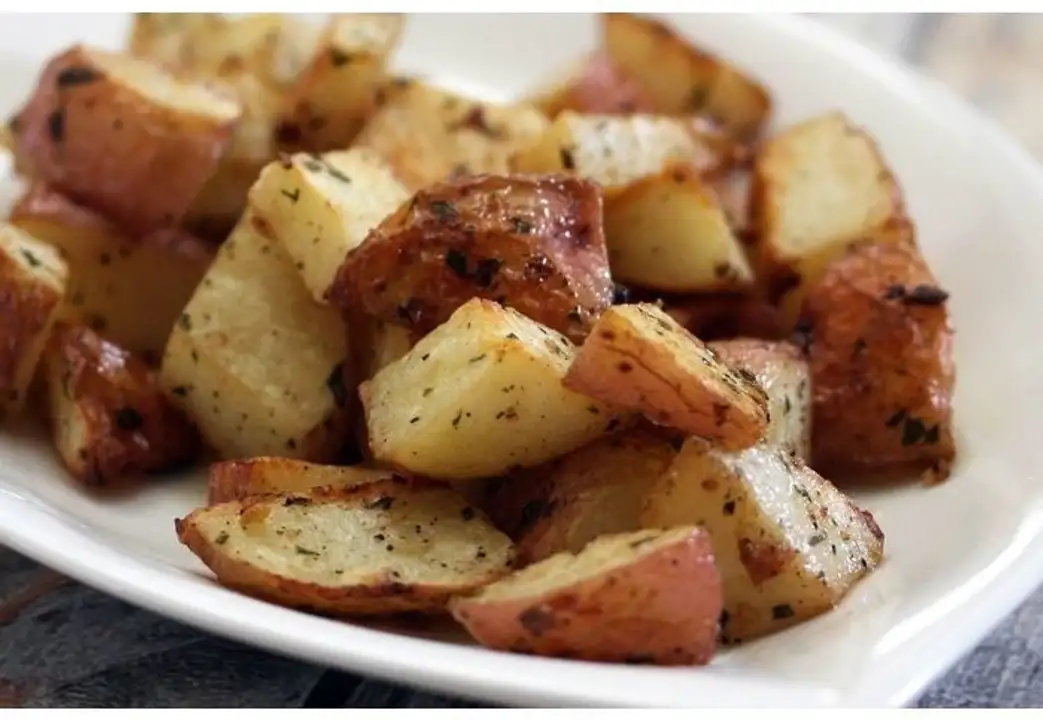 Order Roasted Potatoes - Half Tray food online from Meats Supreme store, Brooklyn on bringmethat.com