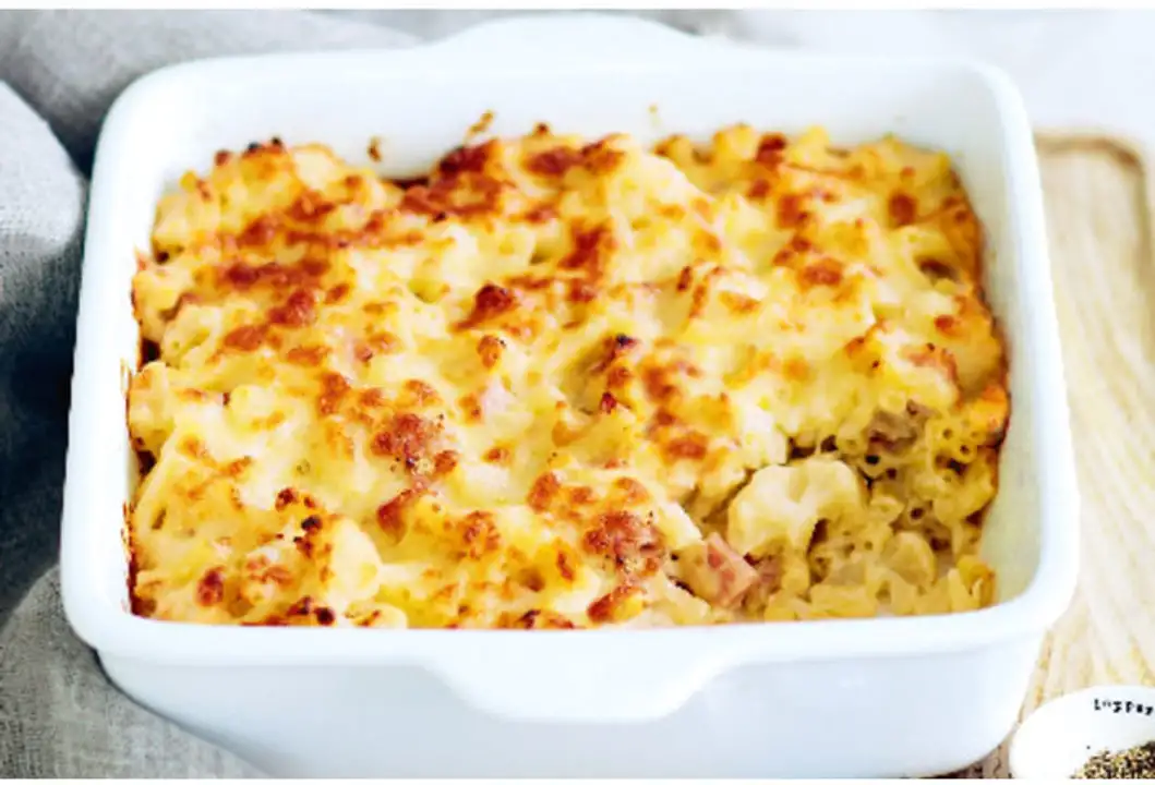 Order Grab-and-Go Macaroni & Cheese food online from Fligner Market store, Lorain on bringmethat.com