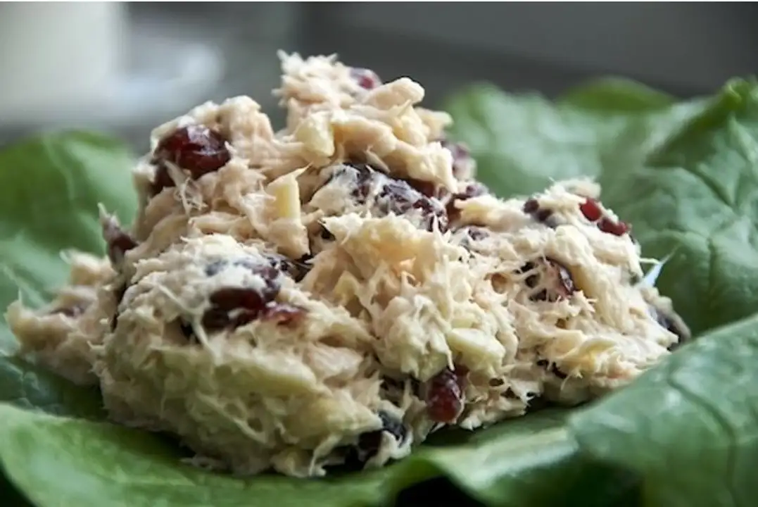 Order WFC Deli Cranberry Tuna Salad food online from Whole Foods Co-Op Denfeld store, Duluth on bringmethat.com