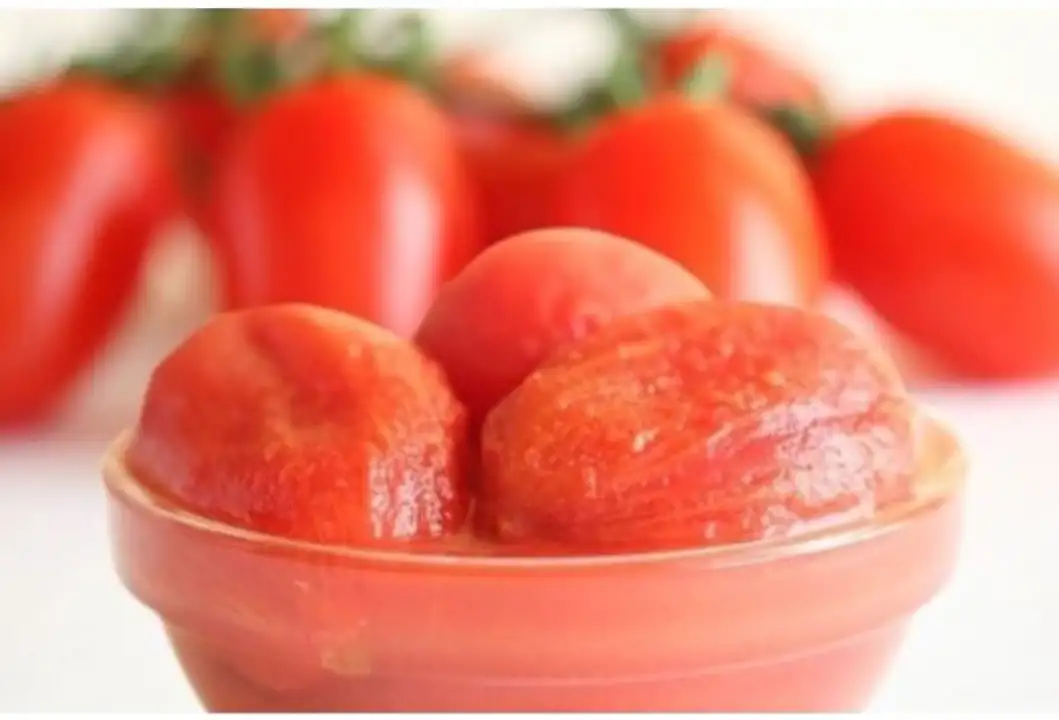 Order Meats Supreme Whole Peeled Tomatoes, - 28 Ounces food online from Meats Supreme store, Brooklyn on bringmethat.com