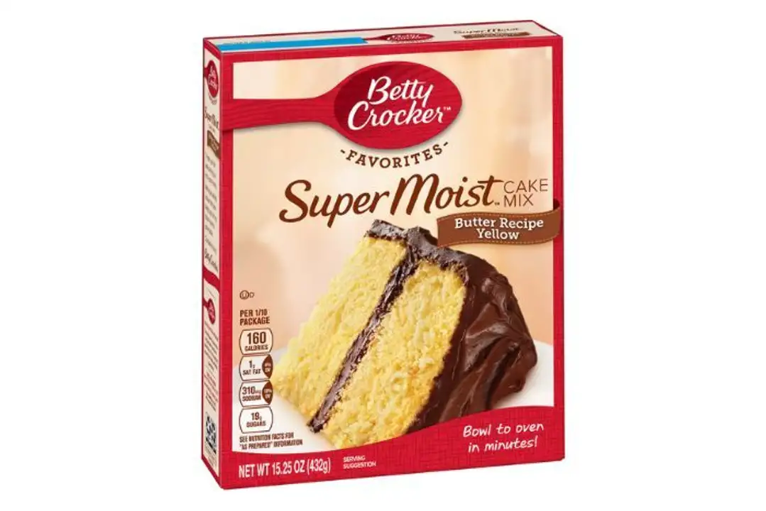 Order Betty Crocker Super Moist Cake Mix, Butter Recipe Yellow - 15.25 Ounces food online from Novato Harvest Market store, Novato on bringmethat.com
