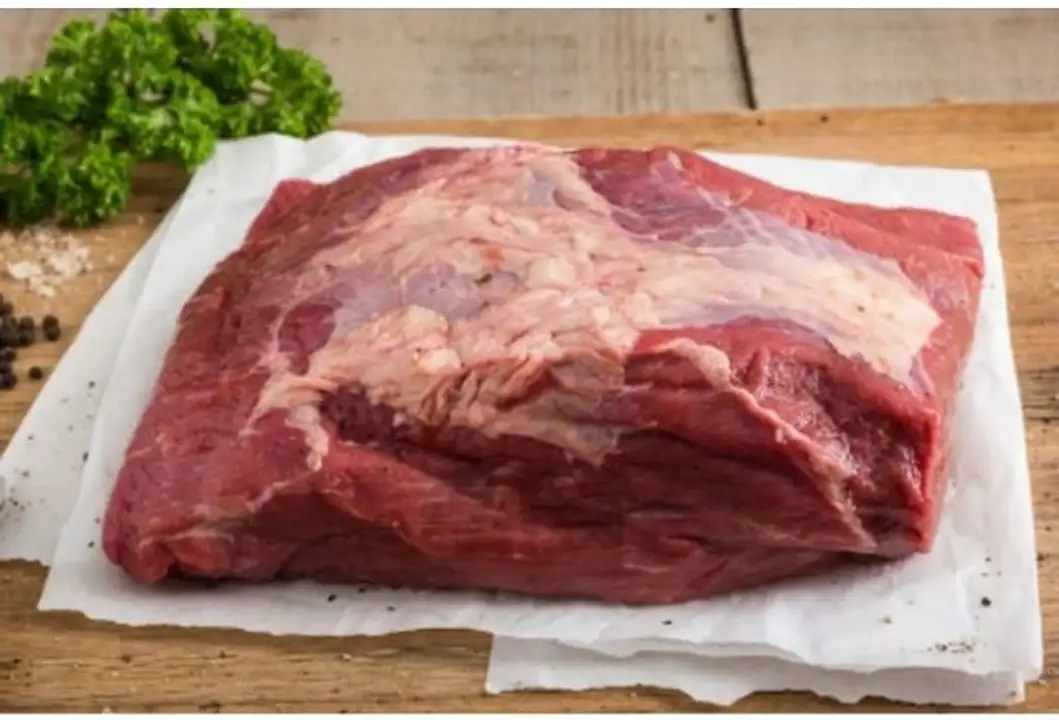 Order Bottom Round Beef Roast food online from Holiday farms store, Roslyn Heights on bringmethat.com