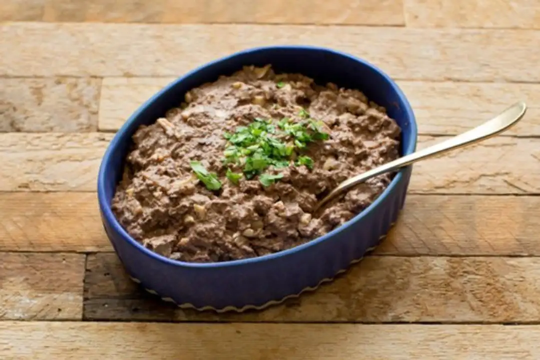Order Chopped Chicken Liver food online from Holiday farms store, Roslyn Heights on bringmethat.com
