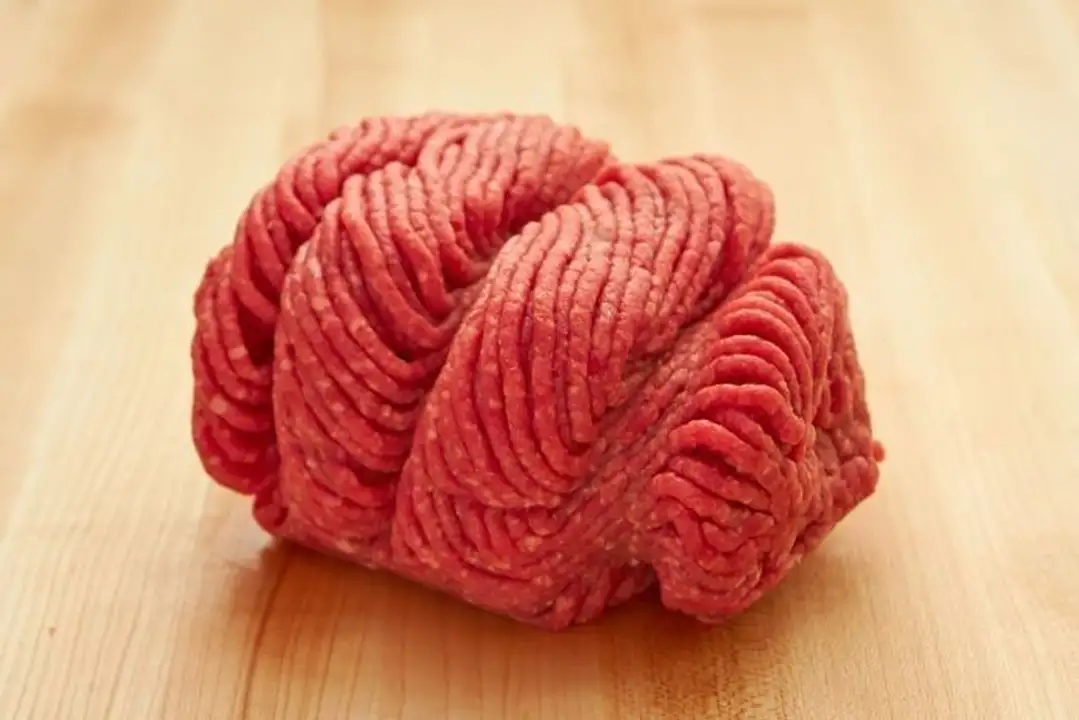 Order Beef Ground Round food online from Holiday farms store, Roslyn Heights on bringmethat.com