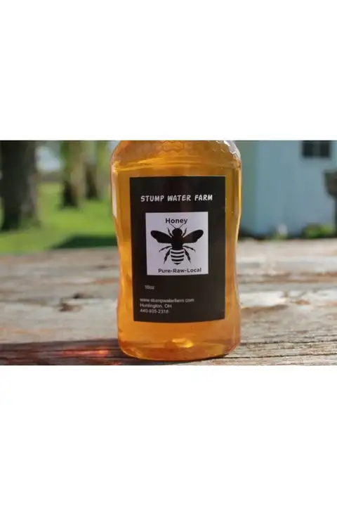 Order Stumpwater Maple Syrup Glass - 16 Ounces food online from Fligner Market store, Lorain on bringmethat.com