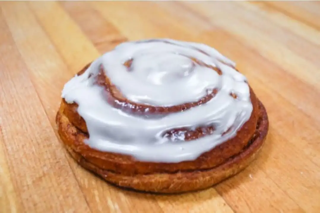 Order Duluth's Best Bread Cinnamon Roll food online from Whole Foods Co-Op Denfeld store, Duluth on bringmethat.com