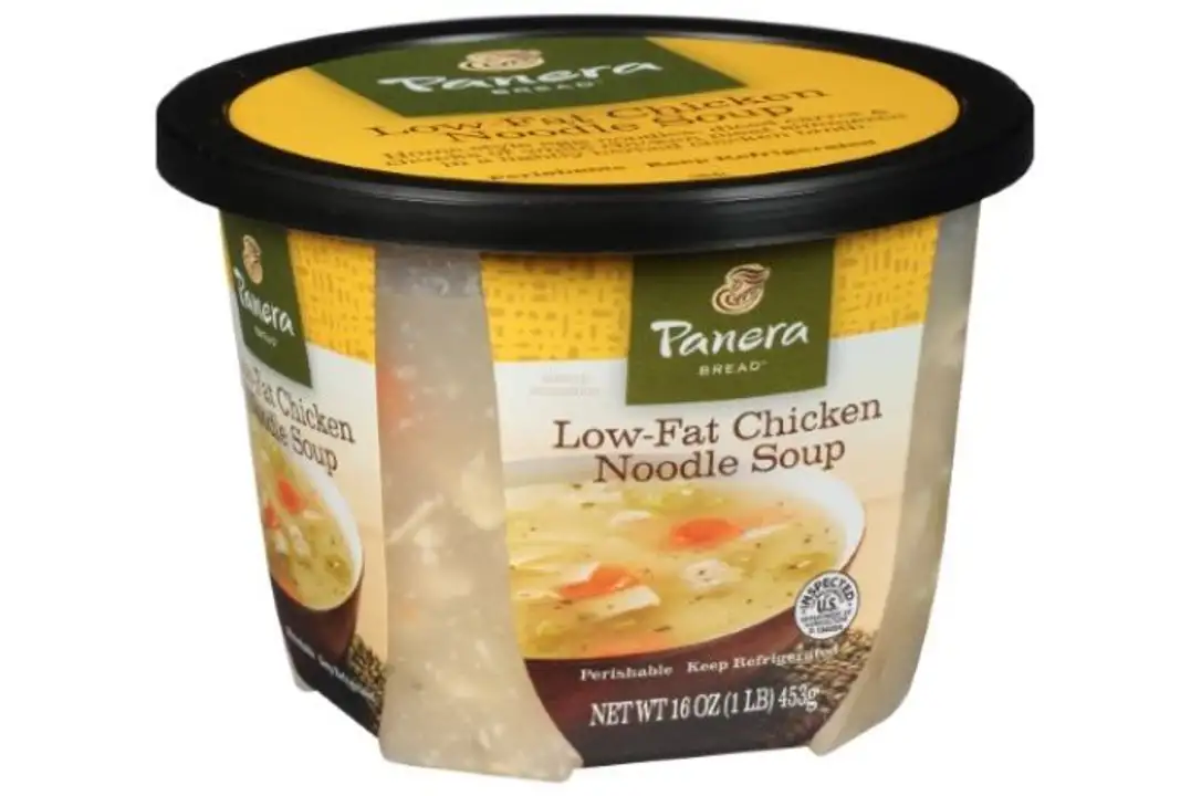 Order Panera Bread Soup, Low-Fat, Chicken Noodle - 16 Ounces food online from Holiday farms store, Roslyn Heights on bringmethat.com