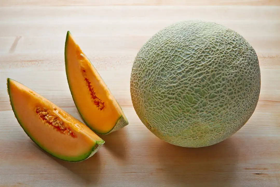 Order Cantaloupe food online from Meats Supreme store, Brooklyn on bringmethat.com