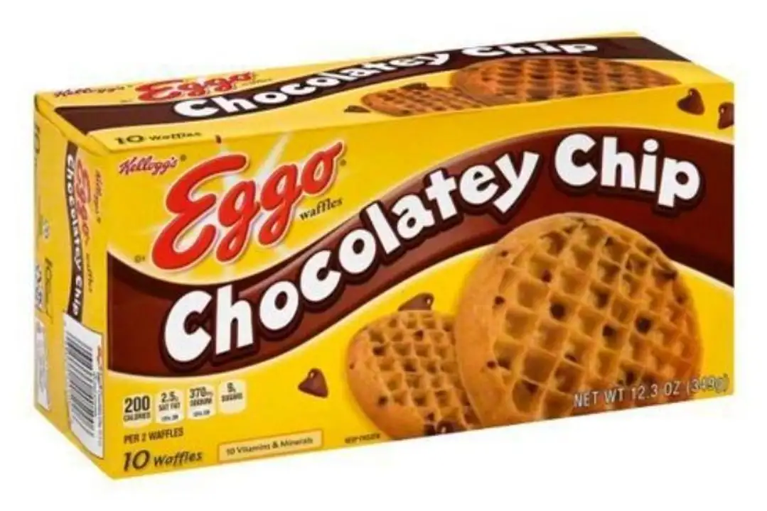 Order Eggo Waffles, Chocolatey Chip - 12.3 Ounces food online from Holiday farms store, Roslyn Heights on bringmethat.com