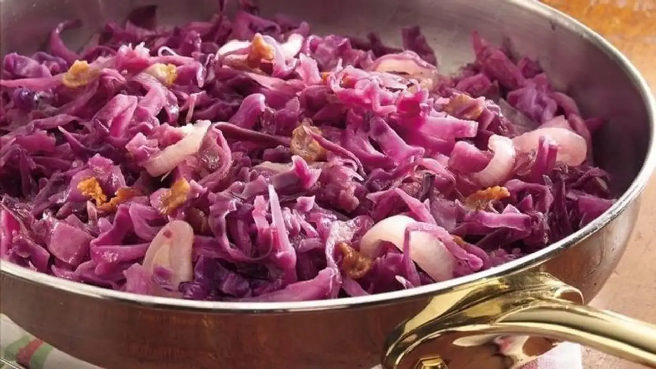 Order Whole Foods Co-op - Sweet & Sour Red Cabbage food online from Whole Foods Co-Op Denfeld store, Duluth on bringmethat.com