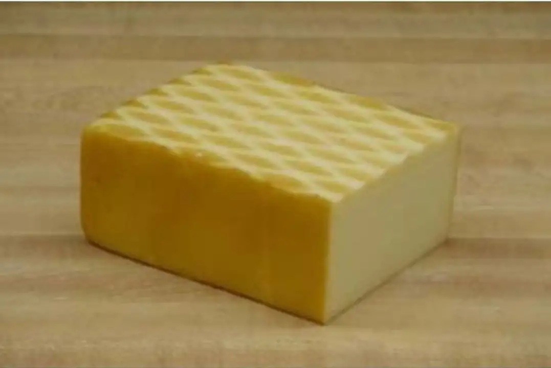 Order Hickory Smoked Swiss Cheddar food online from Fligner Market store, Lorain on bringmethat.com