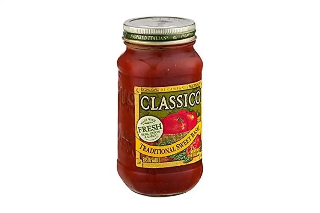 Order Classico Pasta Sauce, Traditional Sweet Basil - 26 Ounces food online from Holiday farms store, Roslyn Heights on bringmethat.com