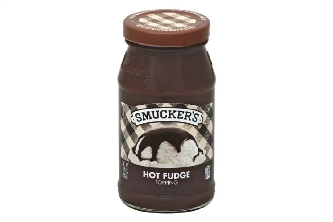 Order Smuckers Topping, Hot Fudge - 11.7 Ounces food online from Holiday farms store, Roslyn Heights on bringmethat.com