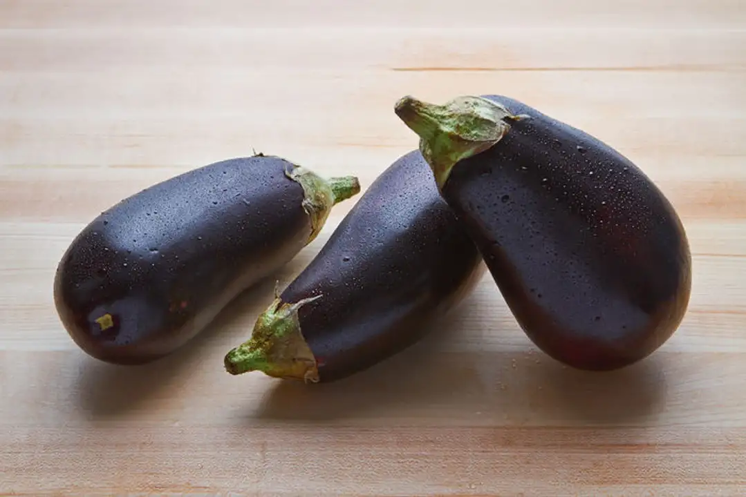 Order Italian Eggplants food online from Meats Supreme store, Brooklyn on bringmethat.com