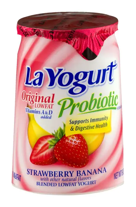 Order La Yogurt Blended Lowfat Yogurt, Strawberry Banana - 6 Ounces food online from Holiday farms store, Roslyn Heights on bringmethat.com